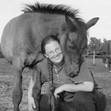 Maaike met veulen Caro - www.equive.nl